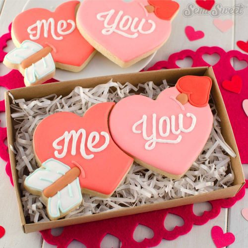 2pc heart cookie set square