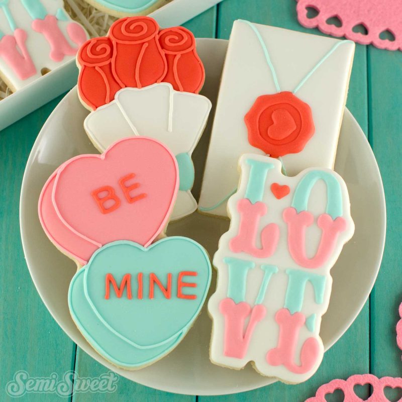 be mine cookie set plate 07ba5aaf c92b 472f 8001 ace7995bc414