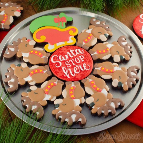 sleigh reindeer cookie platter angle